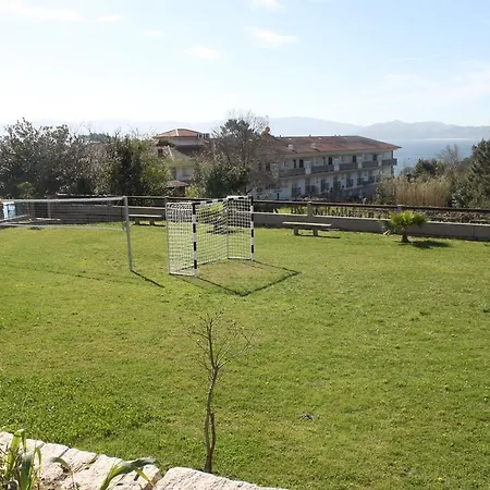 Cabicastro Hotel apartamentowy Portonovo